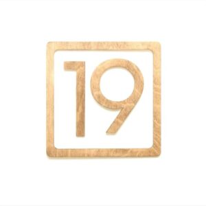 Kandiline raamis uksenumber